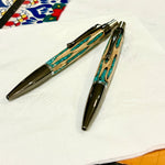Gunmetal / Cholla Wood & Kingman Turquoise Inlay /  Click Ballpoint Pen - WrYT365